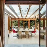 Casa de Férias Cliffside Retreat Pavliani
