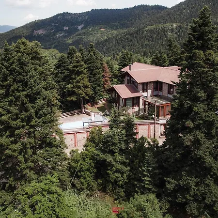 Cliffside Retreat Pavliani